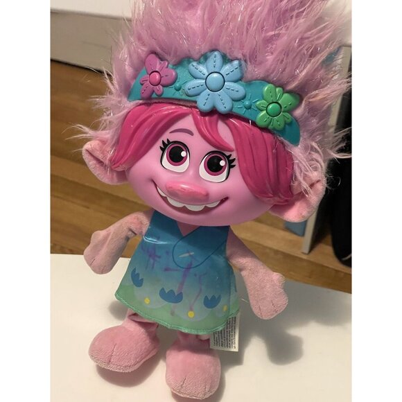 Dreamworks Trolls World Tour‎ Color Poppin' Poppy 14" Doll Games Music More - Picture 1 of 8